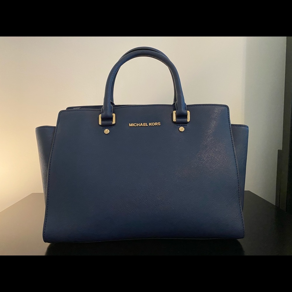 Michael Kors Selma satchel